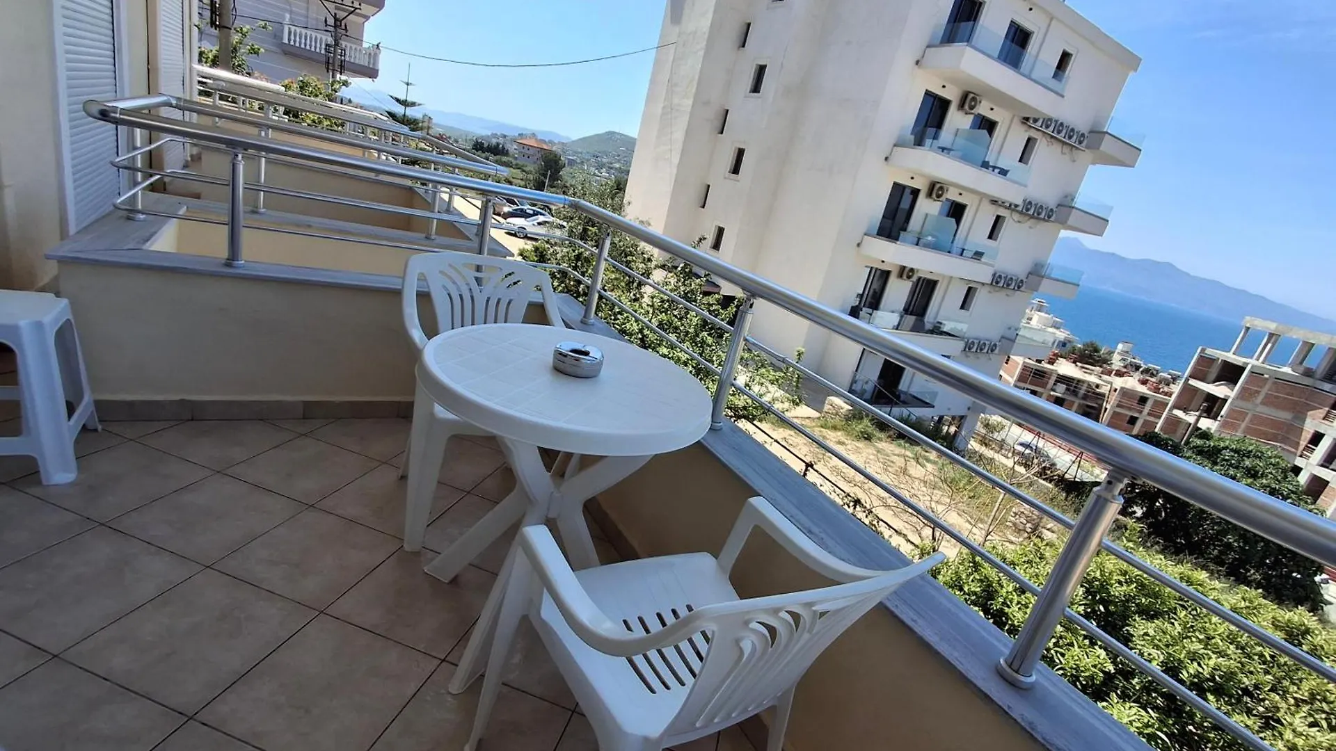 Meto Rooms Sarandë Apartamento
